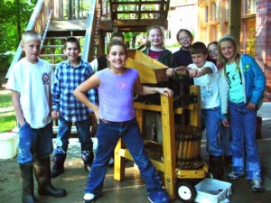4-H Trackers Program 4-H Trackers Program
